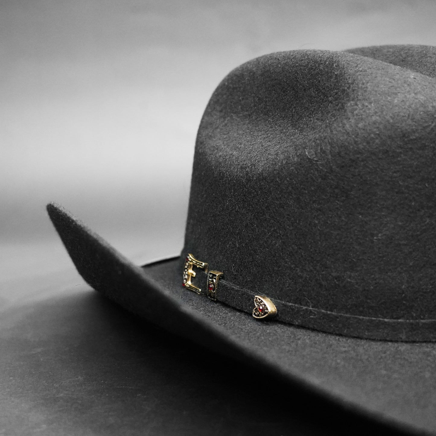 Stone Texana Estilo Oscar Brim 4"